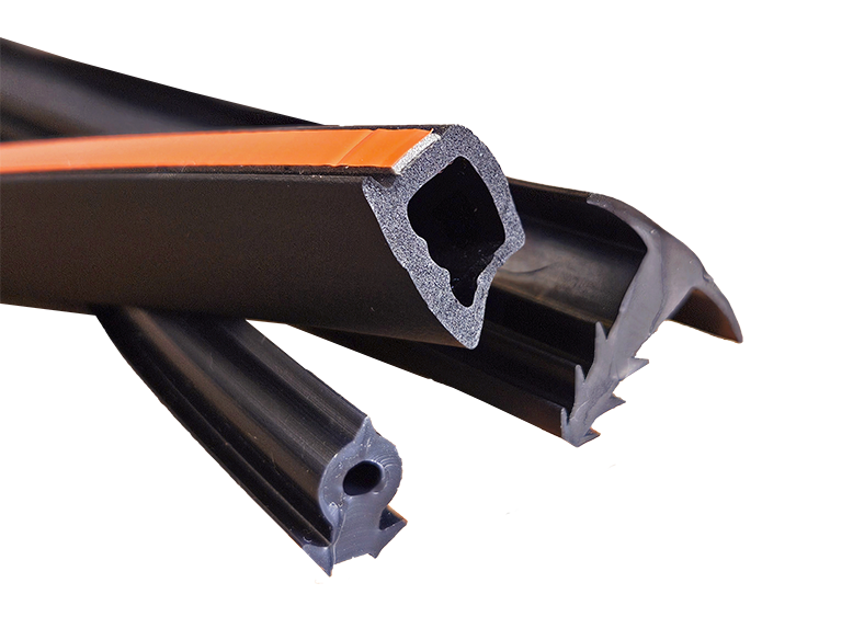 Ekstruderede gummiprofiler fra B6 Nordic hjælper tætning til industrielle applikationer. Extruded rubber profiles from B6 Nordic help seal industrial applications.